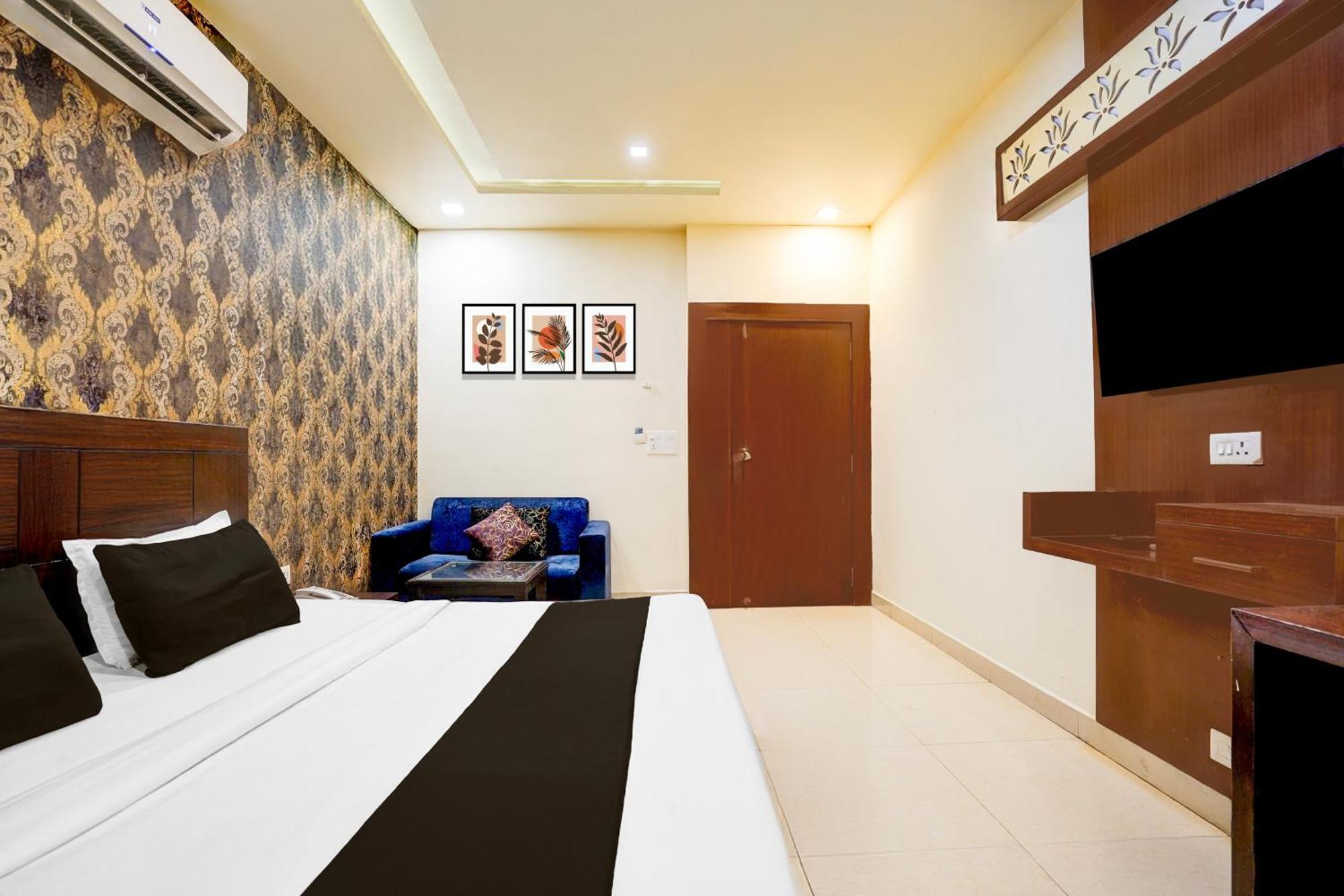 Super Townhouse Lalghati Near Airport Bhopal Ngoại thất bức ảnh